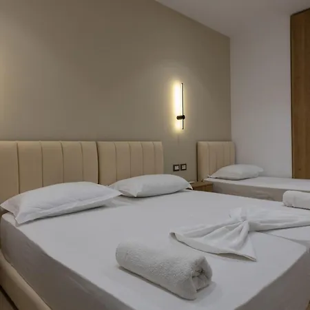 Sea La Vie Hotel *